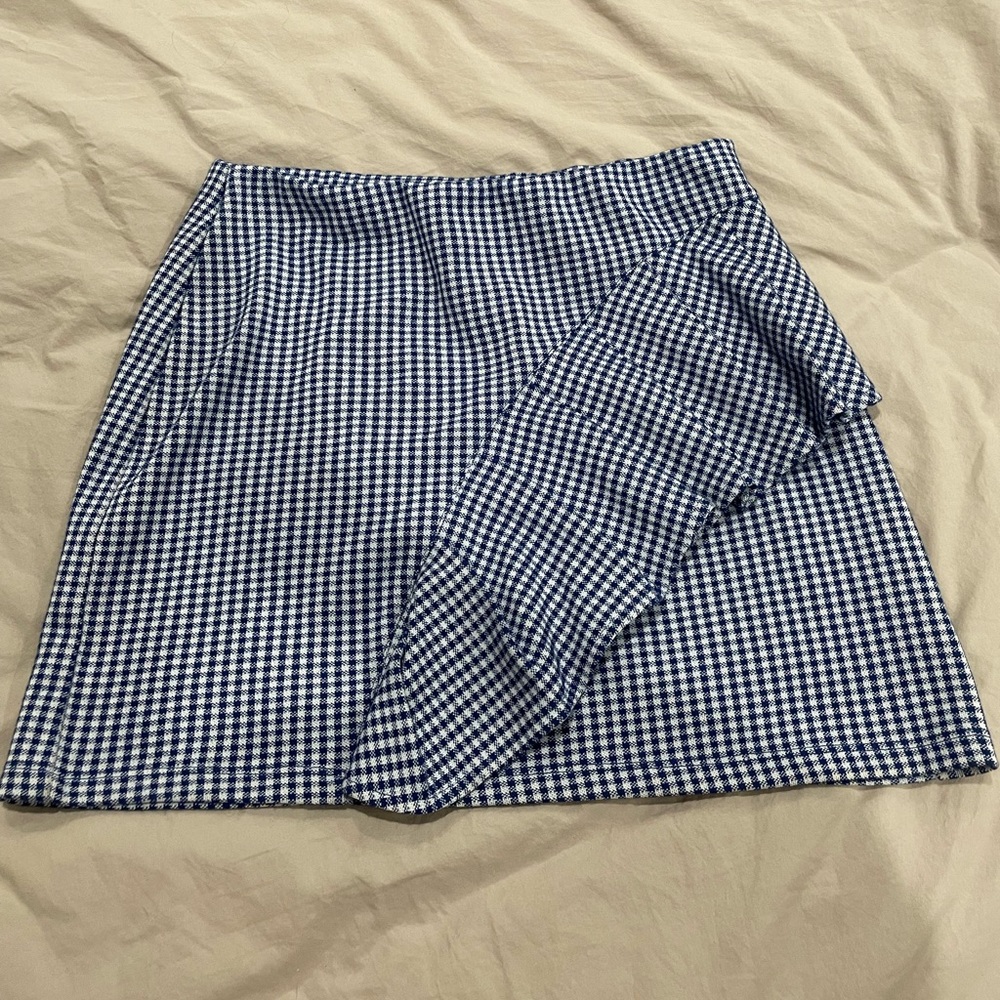Gingham mini skirt with drill detail